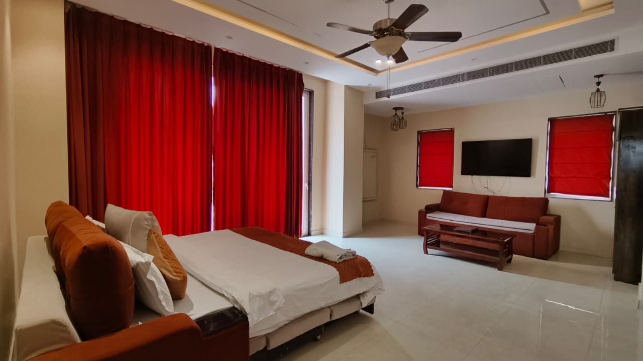 WhatsApp Image 2026-04-28 at 12.51.44 PM